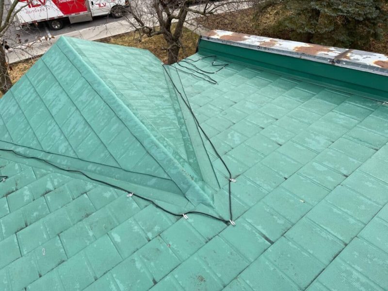 Câbles chauffants pour toiture